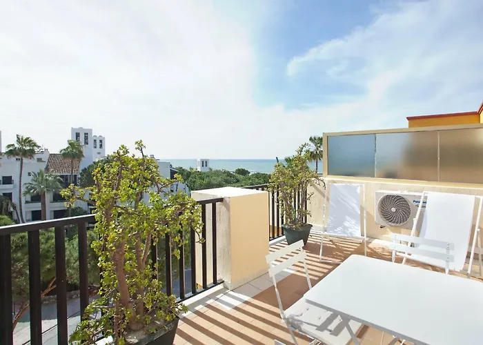 Varios Apartamentos Romana Playa Elviria